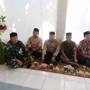 HADIRI ACARA ISRAK MIKRAJ 1447 H, KANIT BINMAS PERWAKILAN KAPOLSEK PANGKALAN SUSU HADIR DI MASJID AT TAQWA