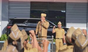 Apel Gabungan Yang di Pimpin Bupati Karo / Pemkab Karo .