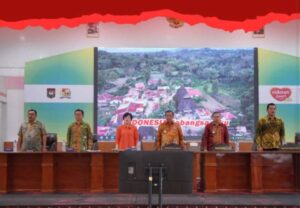 Memimpin Rapat Bupati Karo Mepersiapan Pemantapan Hari Jadi ke- 80 Kabupaten Karo .