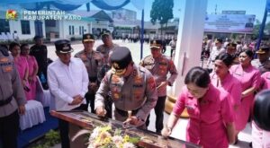 KAPOLDA PIMPIN UPACARA PERUBAHAN NOMENKLATUR, POLRES TANAH KARO RESMI MENJADI POLRES KARO