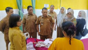 Bupati Langkat Beri Bantuan Kepada Elsa Warga Desa Suka Mulia Yang Mengidap Osteomielitis.Juni 29, 2026