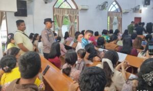 Polsek Tanjung Pura Intensifkan Pengamanan Ibadah Minggu Kasih, Perkuat Pelayanan dan Kamtibmas di Rumah Ibadah