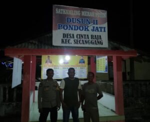 Sambangi Pos Kamling, Bhabinkamtibmas Polsek Secanggang Ajak Dukung Keamanan Lingkungan