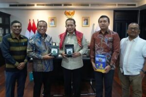 Bupati Karo temui Menkop, perkuat koperasi dan undang hadiri Festival Buah dan Bunga 2026