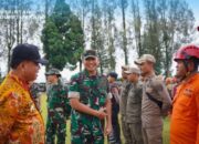 KODAM I BUKIT BARISAN, PEMKAB KAROBupati Karo dan Pangdam I/BB Bahas Kesiapan Penanggulangan Erupsi Sinabung, Mayjen TNI Hendy Antariksa: Prioritas Utama Keselamatan Rakyat
