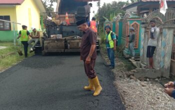 Usulan musrembangAnggota DPRD Langkat Purwanto dari PKS Terealisasi, Jalan Lingkungan III dan IV Kelurahan Hinai Kiri Diaspal Hotmix Sepanjang 1850 Meter